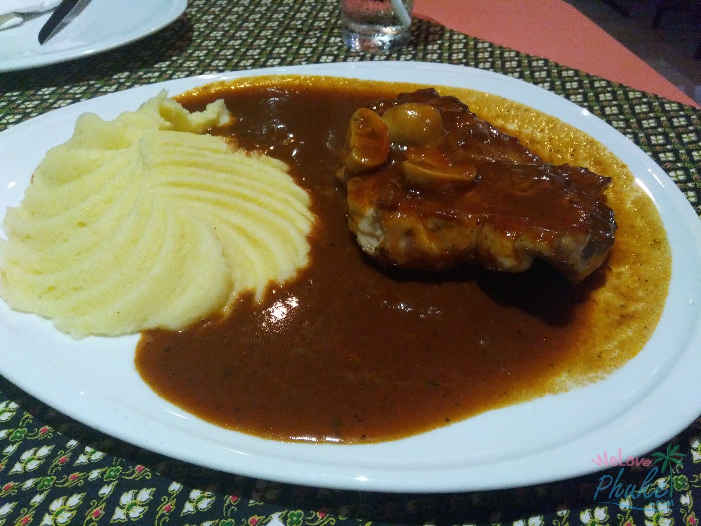 FATTY'S Restaurant — photo 5