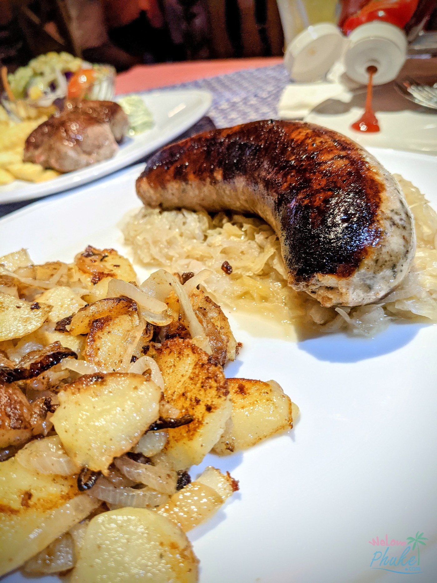 FATTY'S Restaurant — photo 10